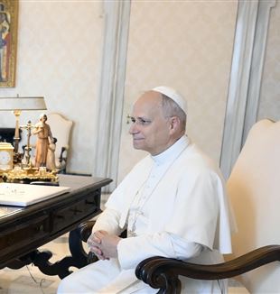 Papež Lev XIV. podepsal svou první encykliku „Magnifica humanitas“ (©Vatican News/Catholic Press Photo)